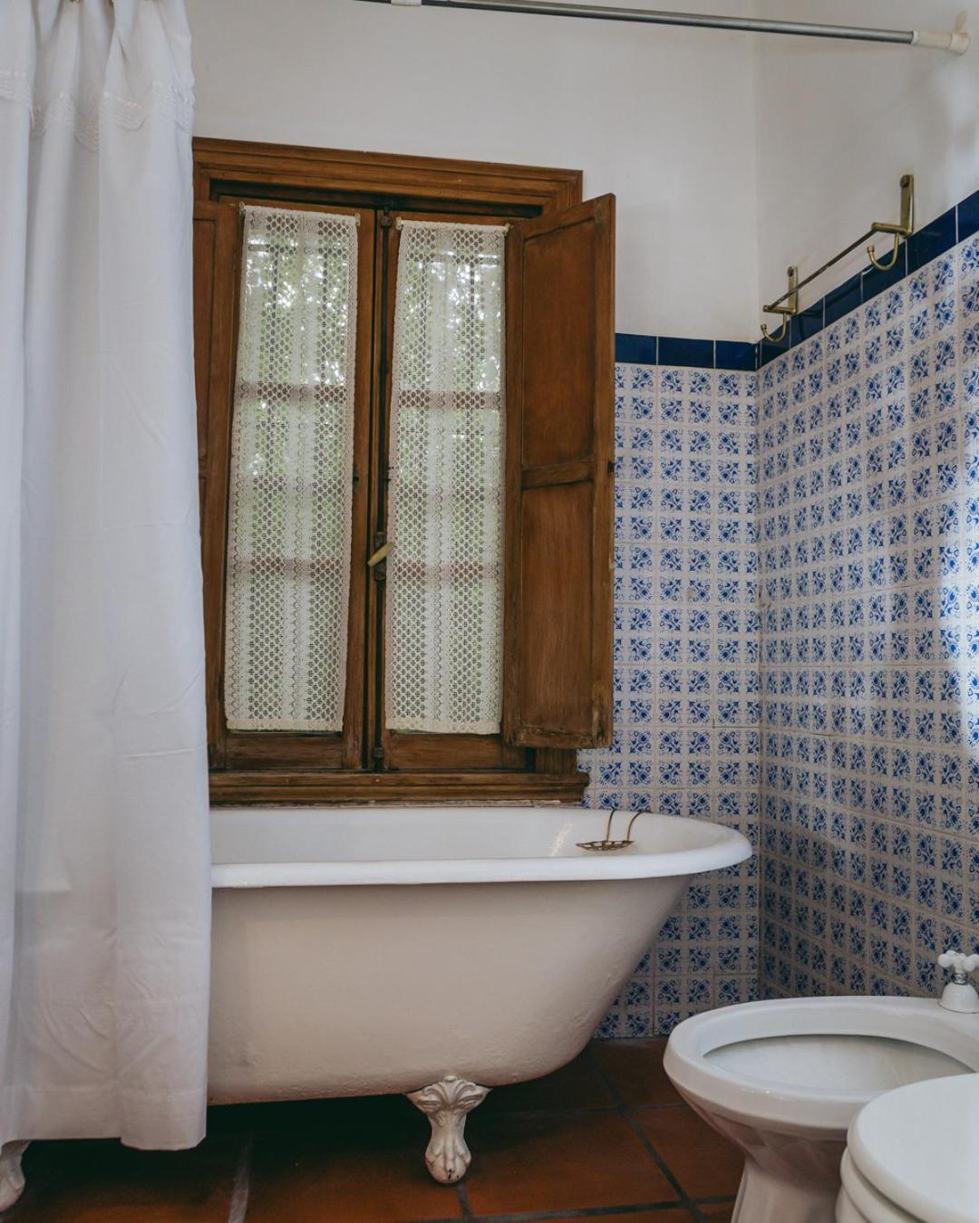 Don Aniceto Lodges & Glamping Luján エクステリア 写真
